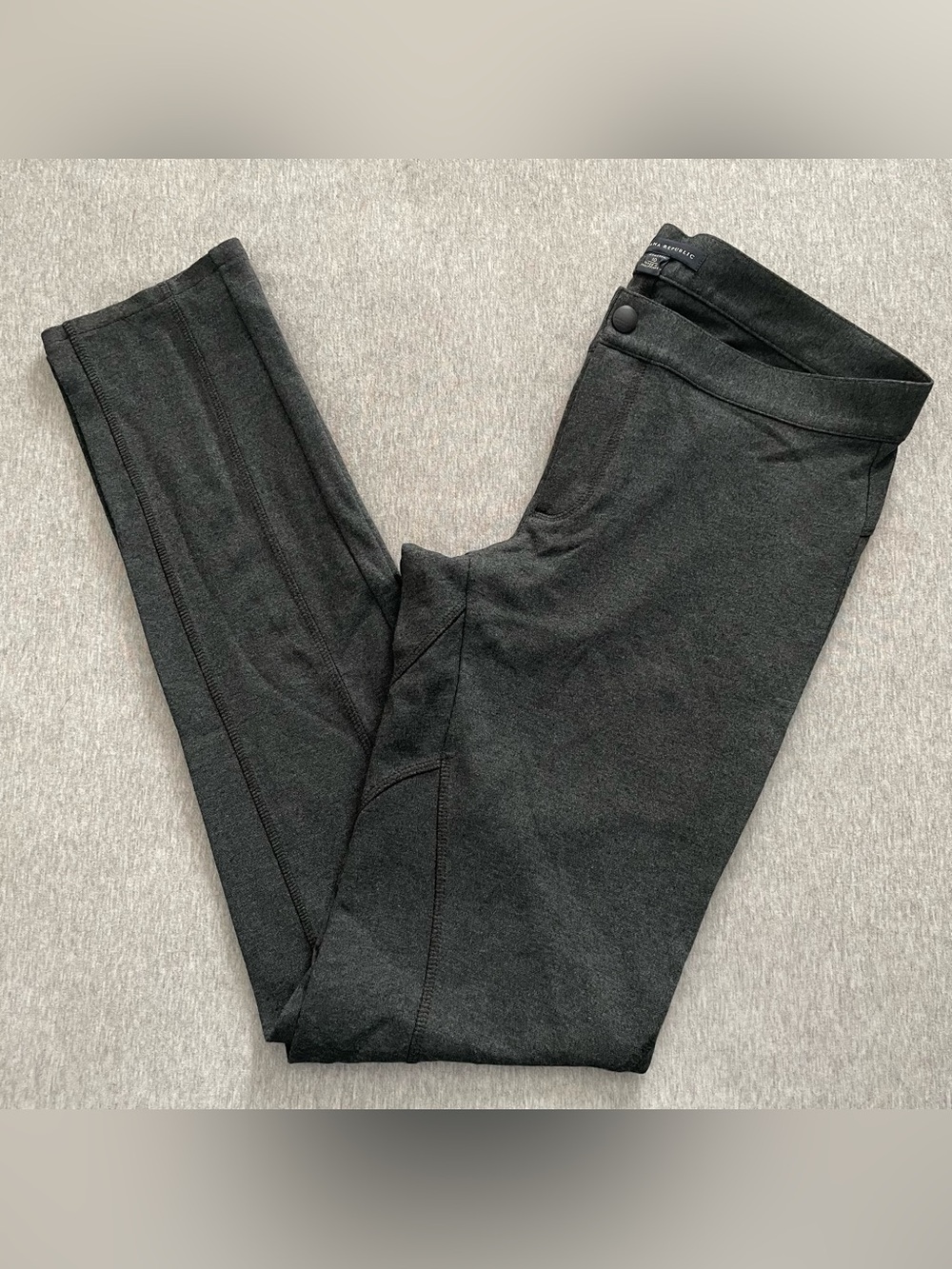 Banana Republic Women’s Size 10 Charcoal Gray Stretch Trouser Pants
